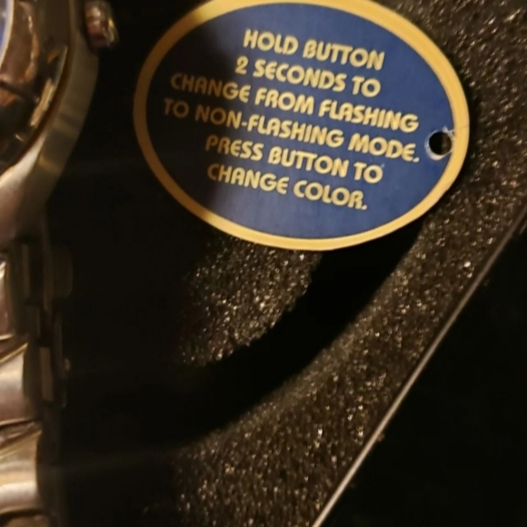 FOSSIL MEN'S COLOR CHANGING WATCH - Picture 3 of 6